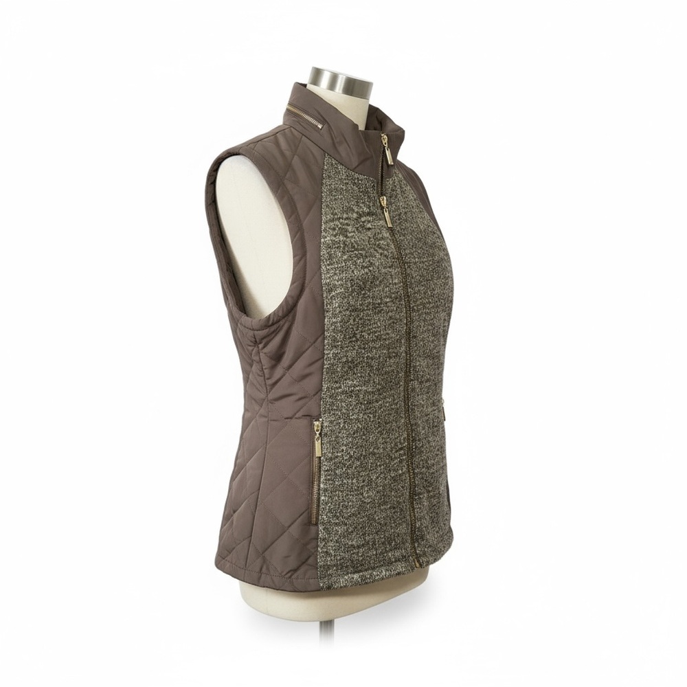 Daisy Women's Gray Quilted Vest - Picture 3 of 3